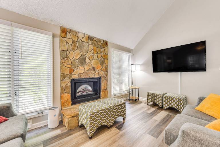 Cottage Rock Hill