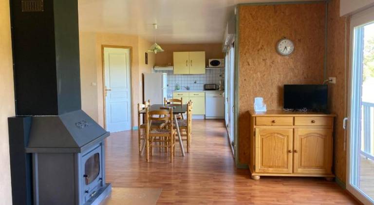 Lodge with terrace — photo 2