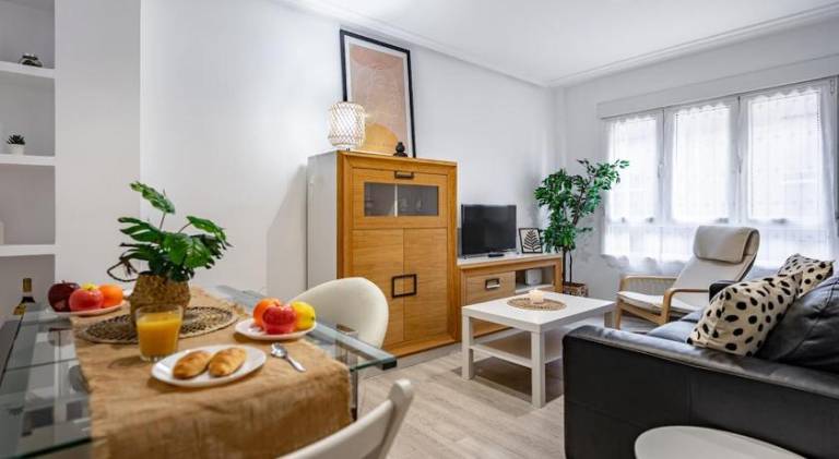 Rental apartment with 2 rooms for 4 persons — photo 2