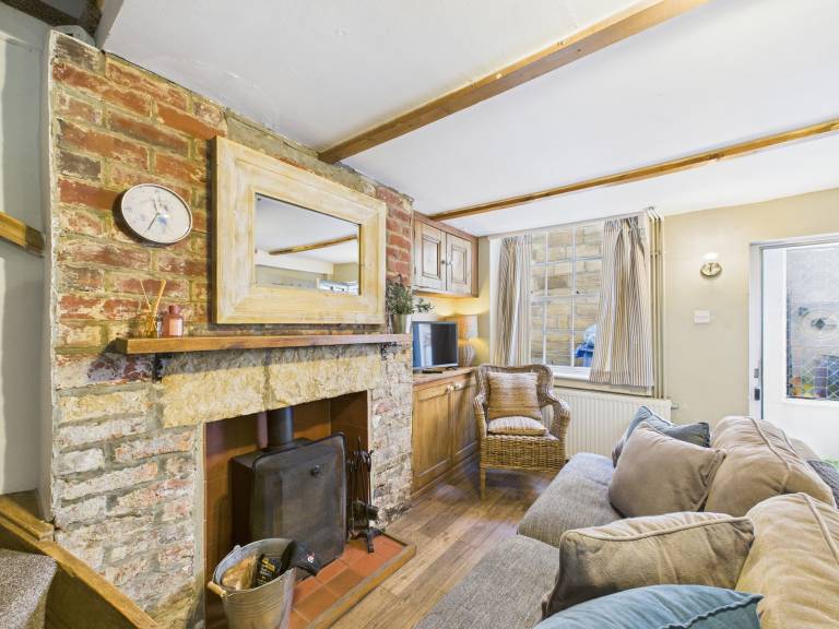 Cottage with 2 rooms for 4 persons — photo 3