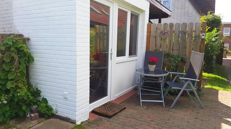 Apartment with yard & terrace in Sylt