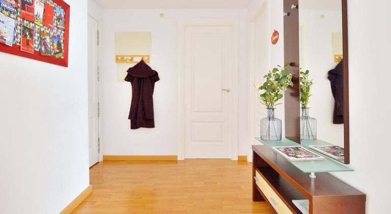 Holiday apartment | Close to Cathedral-Basilica of Our Lady of the Pillar | Pets allowed — photo 3