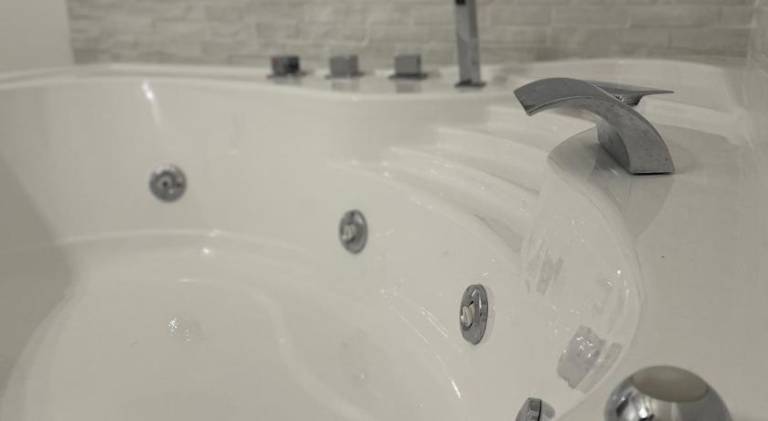 Vacation home with jacuzzi | Near Catania Cathedral — photo 4