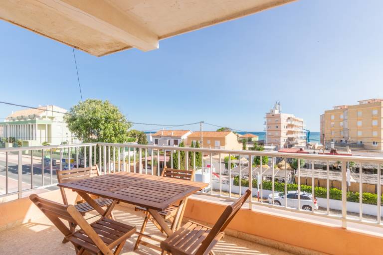 Holiday Apartment "Apartamento El Cid" with Sea View, Pool, Garden & Terrace — photo 3