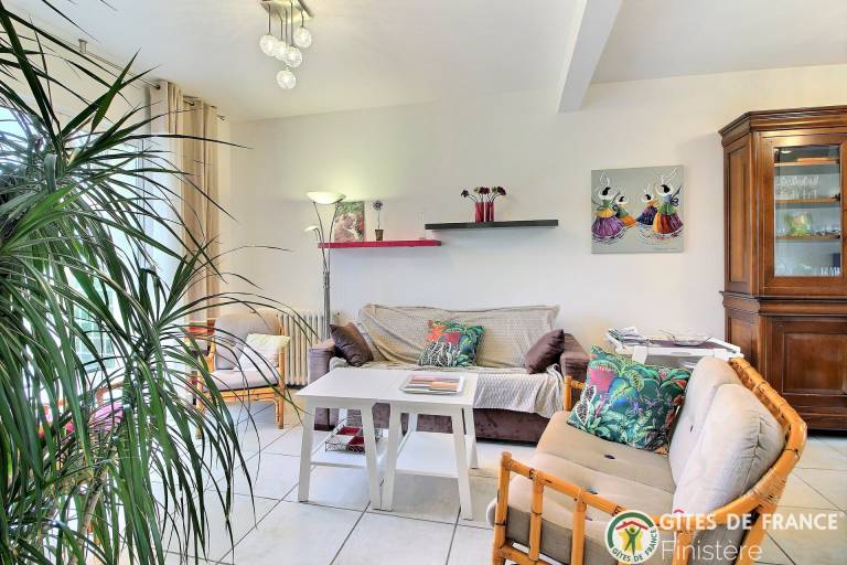 Ample gite with patio, yard & BBQ | Dogs allowed — photo 4