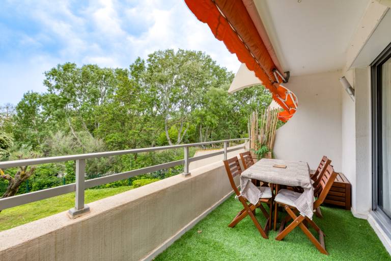Children-friendly wonderful apartment with grill & patio | Garden view | Beach nearby | Pets allowed — photo 2