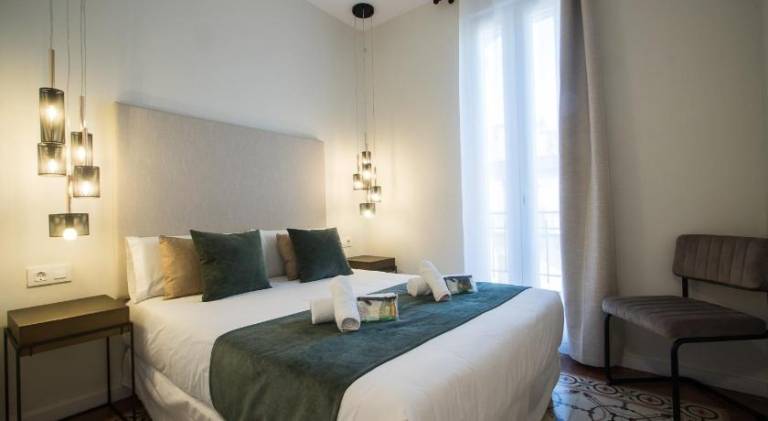 Apartment with terrace & pool | Pet-friendly in València