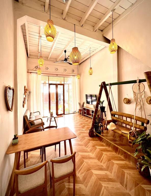 4-Bed Family Style Home Located in Downtown Unesco — photo 3