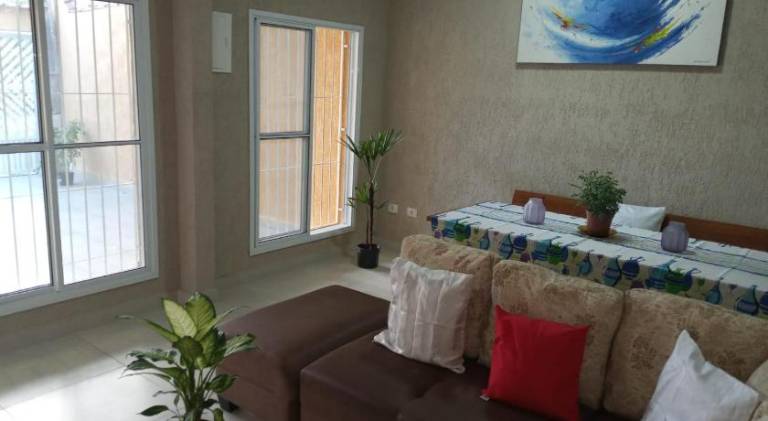 Vacation home with pool | Pets allowed — photo 2