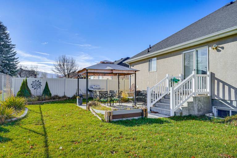 3,500-Sq-Ft Holiday Gem w/ Game Room in Heber City — photo 4