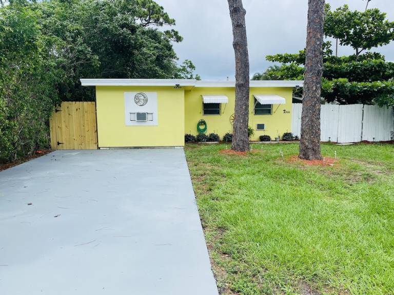 House  Lake Worth