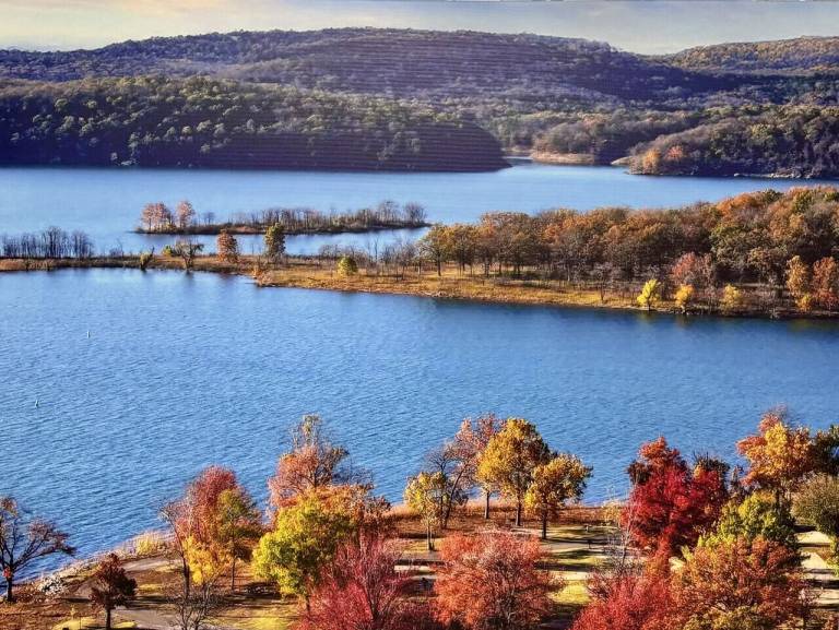 House  Tenkiller Ferry Lake