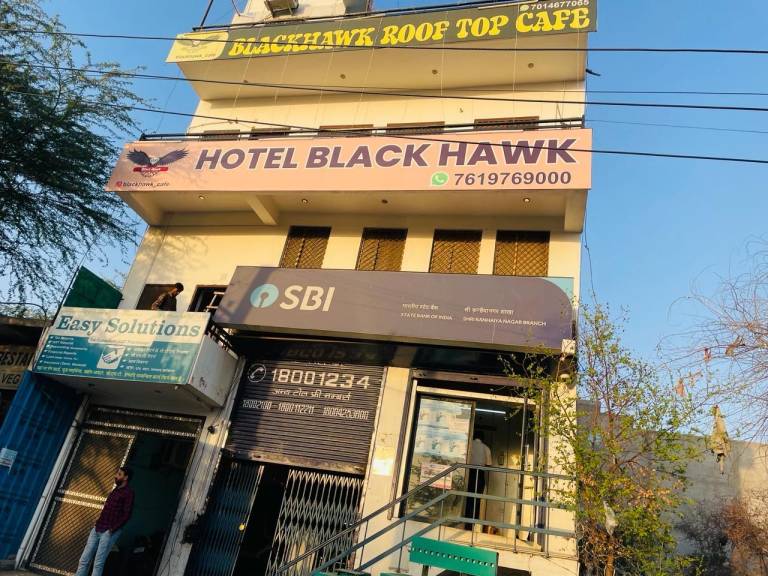 Apartment with 6 rooms for 20 persons in Jodhpur