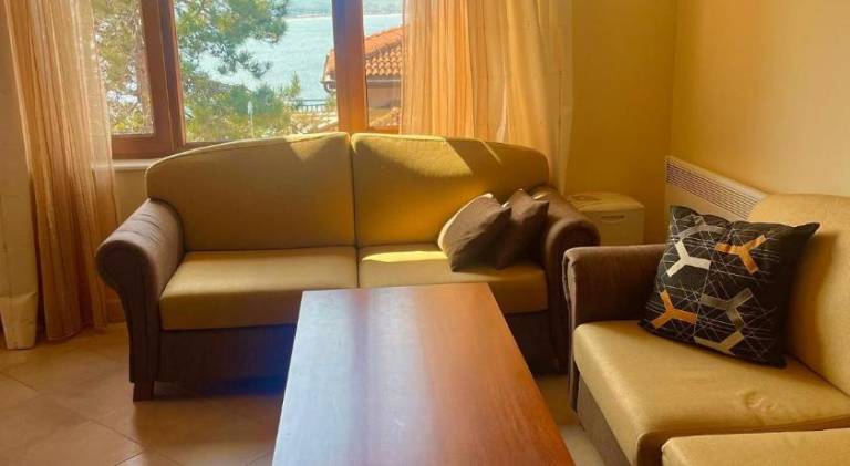 Nice holiday apartment with hot tub, yard & patio | Next to the beach | Dogs allowed — photo 2