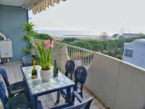 Rental apartment with garden & terrace — photo 3