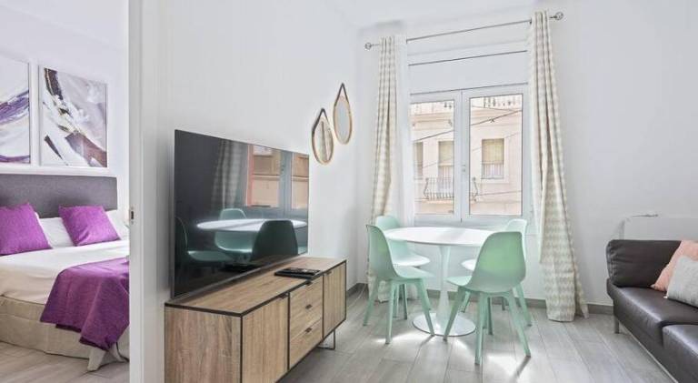 Holiday apartment with 3 rooms for 4 persons in Barcelona