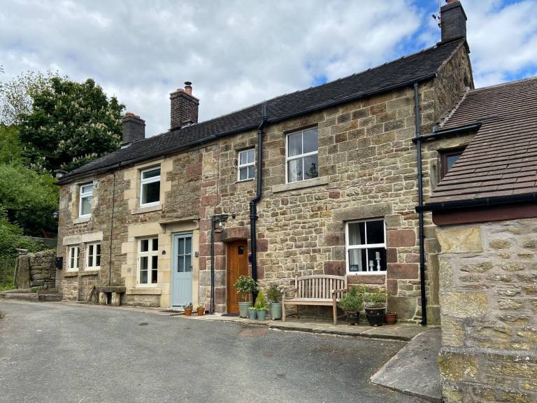 Cottage  Longnor