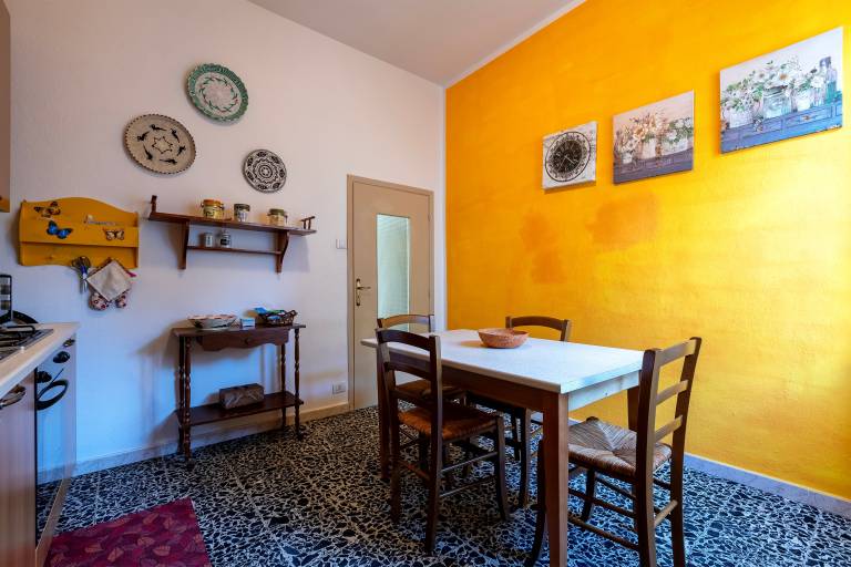 Wonderful rental apartment with terrace | Mountain view | Beach nearby | Dogs allowed — photo 4