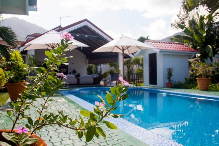 Accommodation  Anse Royale