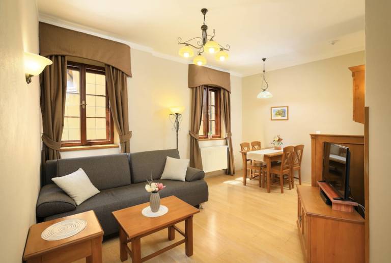 Aparthotel Holubov
