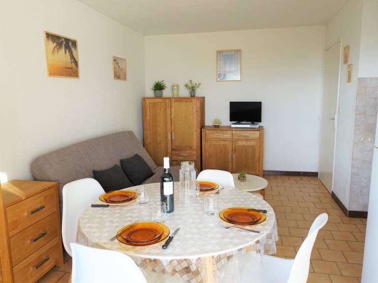 Rental apartment with patio | Sea view — photo 3