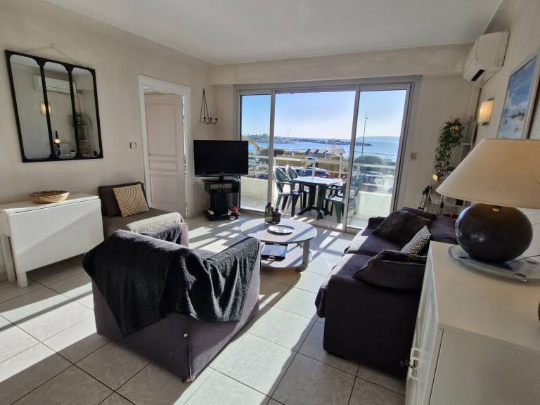 Rental apartment with 2 rooms for 4 persons — photo 5
