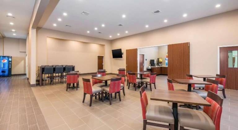 Comfort Inn Tonopah — photo 3
