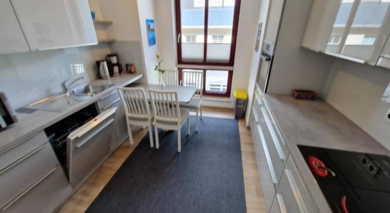 Rental apartment with terrace — photo 2