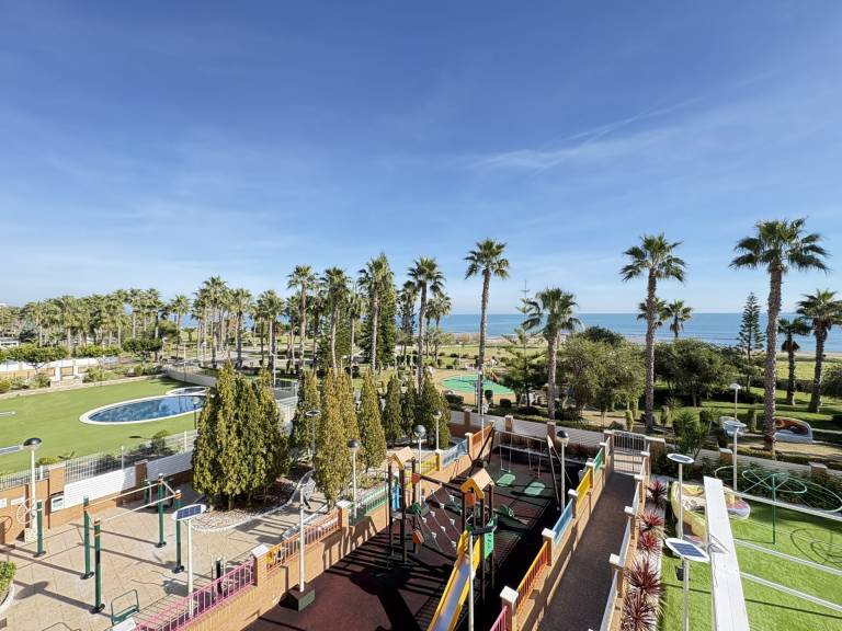 Rental apartment with terrace, pool & yard | Sea view — photo 5