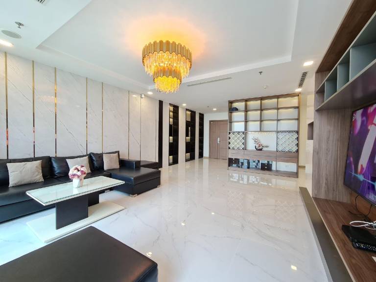 Three bedrooms to Saigon river view Landmark 81 — photo 3