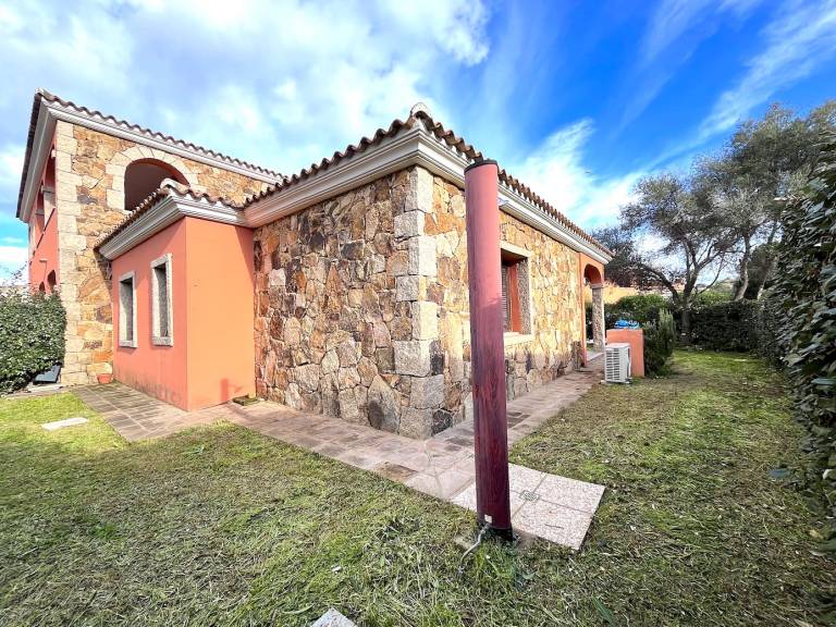 House with BBQ & garden — photo 3