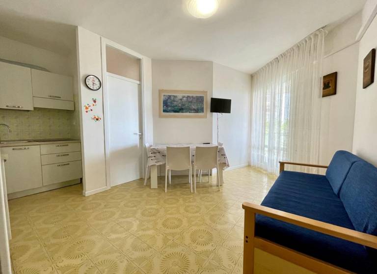 Rental apartment with patio | Sea view — photo 2