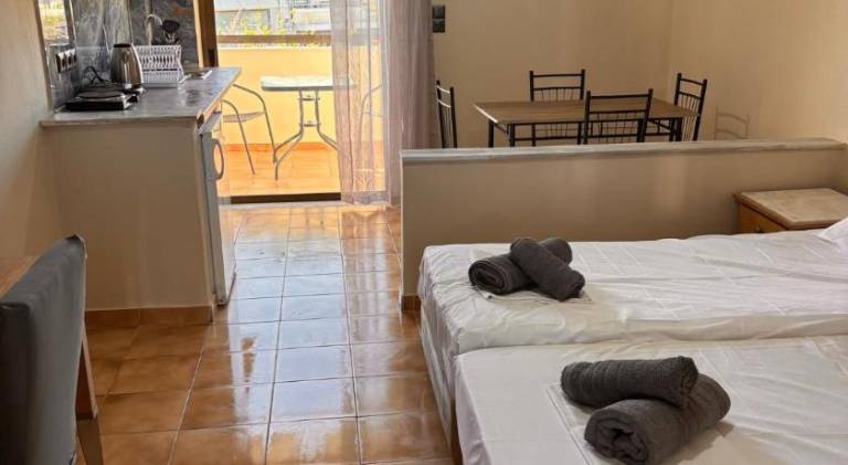 Apartment with patio in Kos