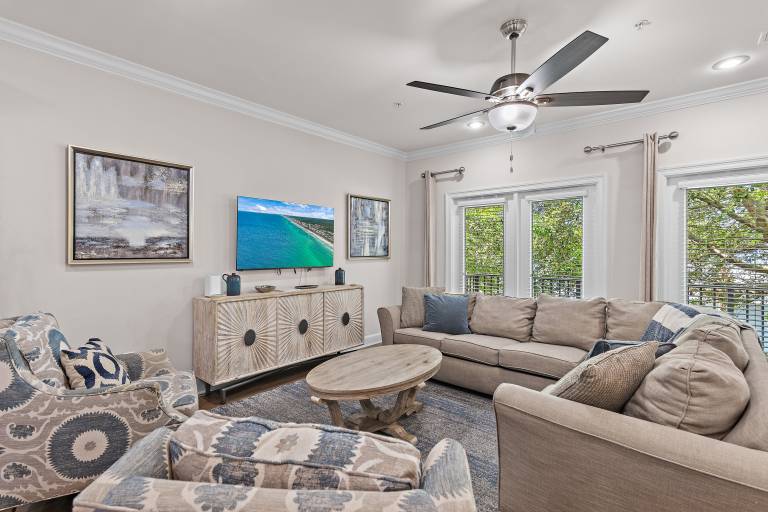 Driftwood Townhomes 3- Liv Salty — photo 3