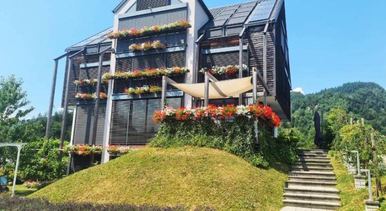 Eco boutique hotel AMS Beagle in Gorje