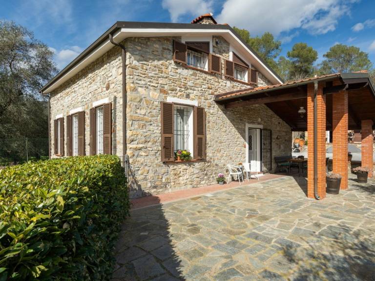 Casa  Garlenda