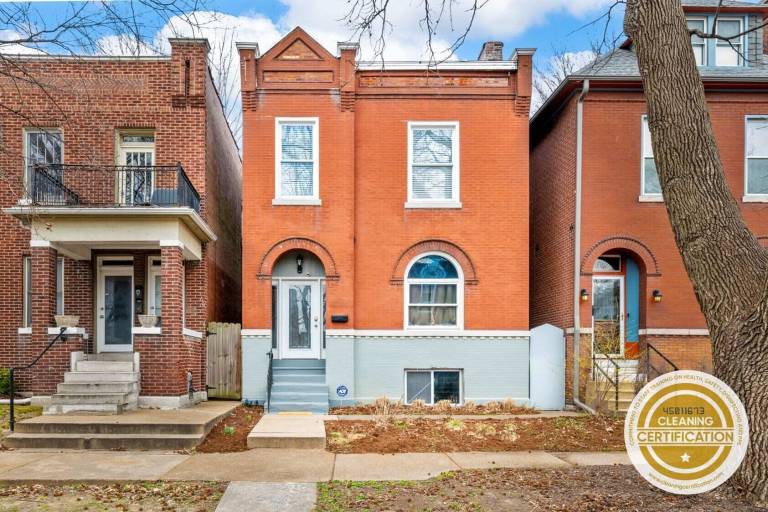 House  Tower Grove East