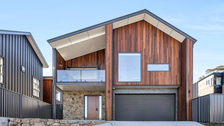 House Jindabyne