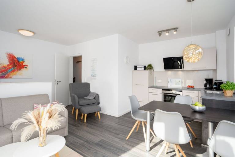 Gemütliche Ferienwohnung mit Balkon, Wlan –  für bis zu 4 Personen mit Hund — photo 4