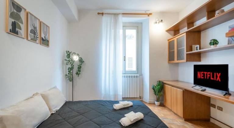 Rental apartment with 1 room for 4 persons in Malgrate