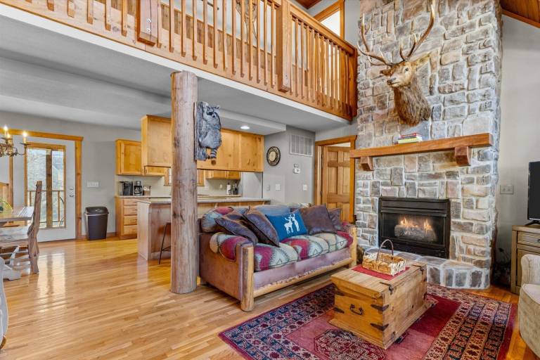Lodge  Branson West