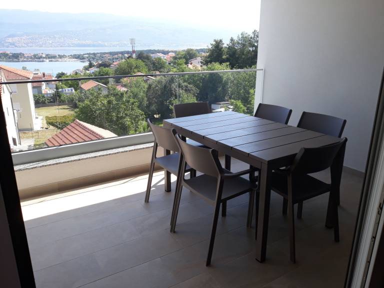 Holiday apartment with BBQ & pool — photo 2