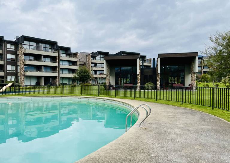 Holiday apartment with yard, pool & barbeque | Lake view — photo 5