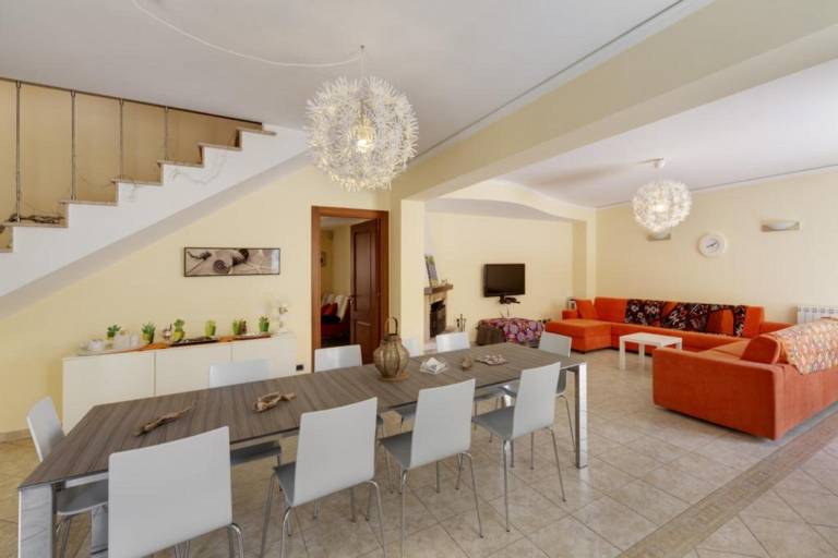 Apartment 'Athena In Villa' with Shared Pool, Wi-Fi and Air Conditioning — photo 4