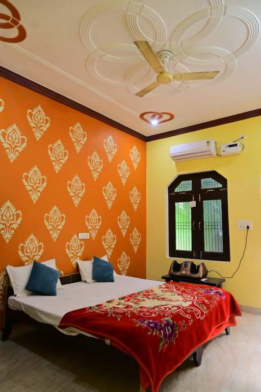 SHRI KRISHNA VILLA HOME STAY in Ayodhya