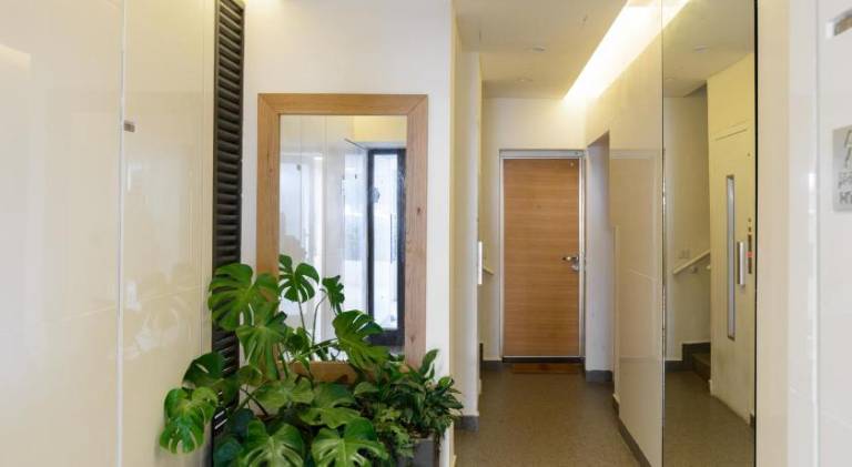 Fresh Design 2BR in City Center by FeelHome — photo 3