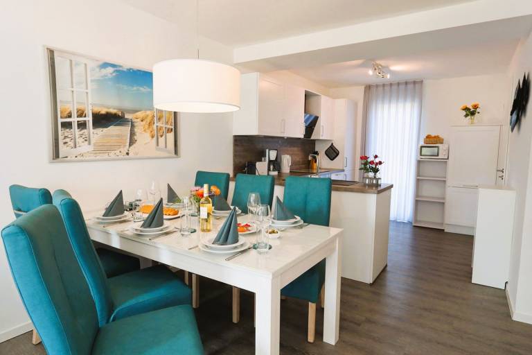 Modernes Ferienhaus, Sauna, Süd-Terrasse, Loggia mit Meerblick, Hunde erlaubt in Wangerland