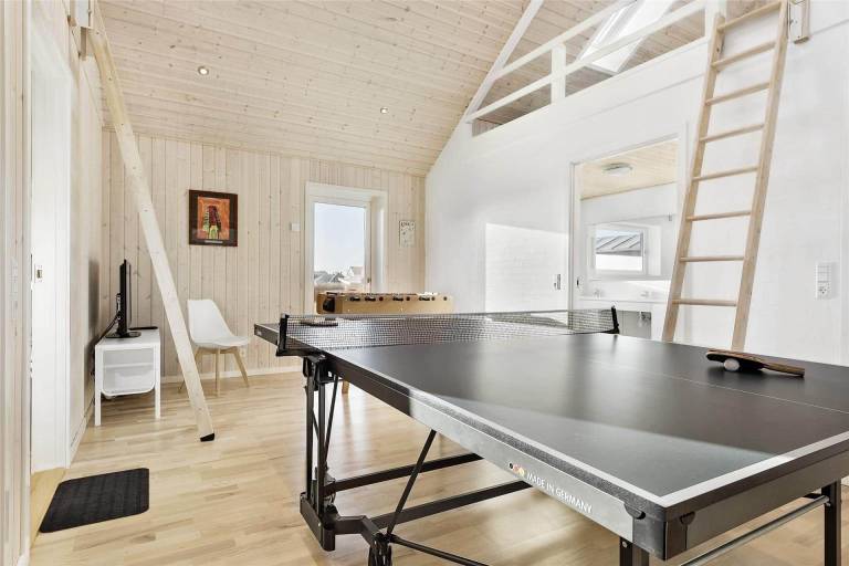 Vacation home with barbeque, sauna & terrace — photo 3