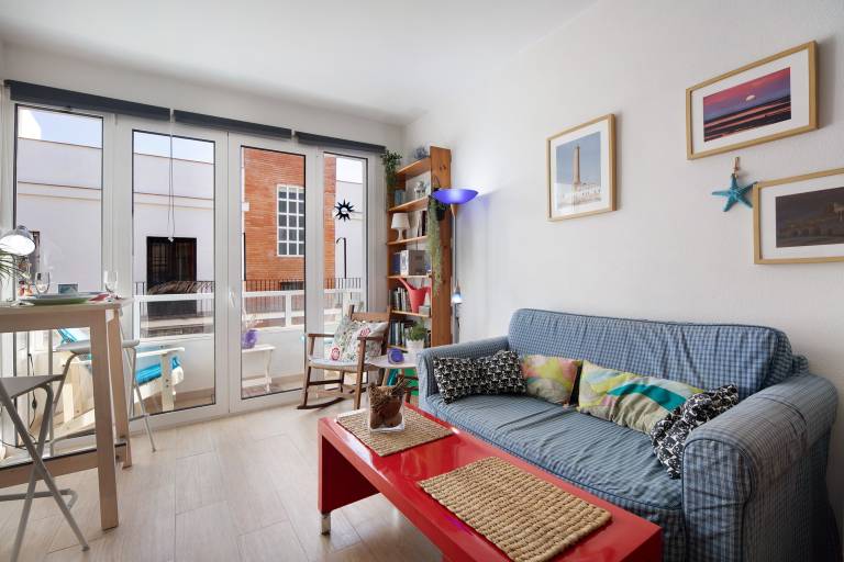 Apartment Caepionis close to the Beach with Shared Rooftop Terrace & Wi-Fi in Chipiona