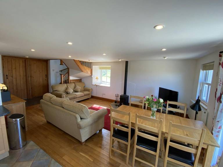 Cottage with garden | Water view — photo 4